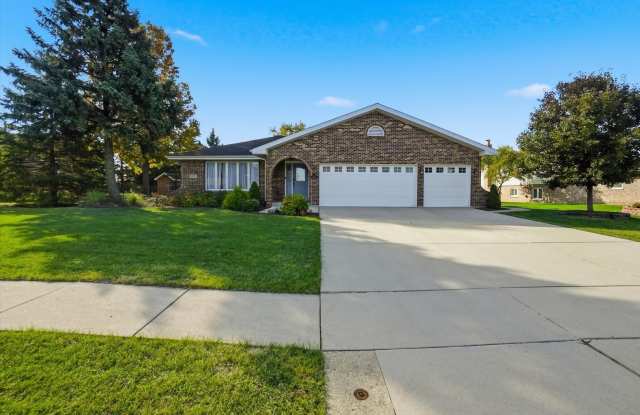 13141 W Stonewood Drive - 13141 West Stonewood Drive, Homer Glen, IL 60491