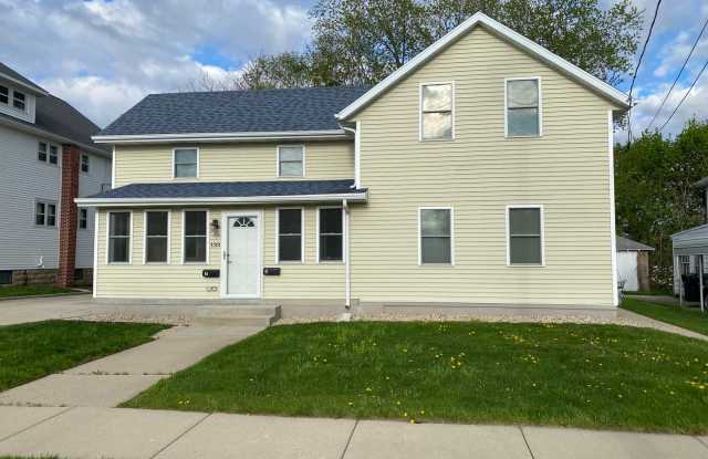 133 S. 5th St. photos photos