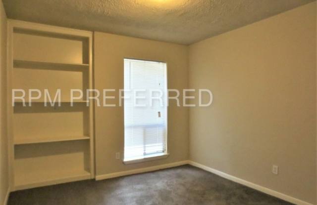 24106 Farm Hill Drive Gallery 4