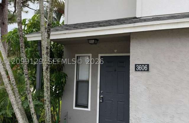 3606 Inlet Cir Gallery 2
