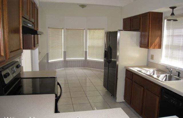 1707 Terra Cota Court Gallery 4