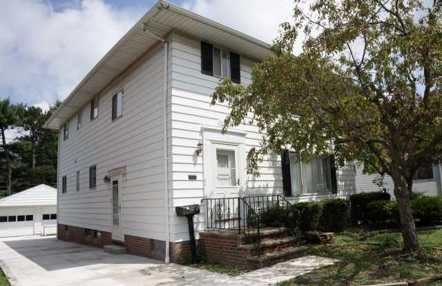 11021 Lincoln Avenue photos photos