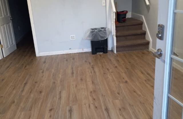 846 Hart Street Ext 2 - 846 Hart Street, Bridgeport, CT 06606
