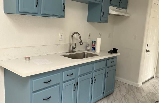 1072 Laguna Avenue photos photos