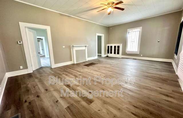 3616 Maple Avenue Southwest photos photos