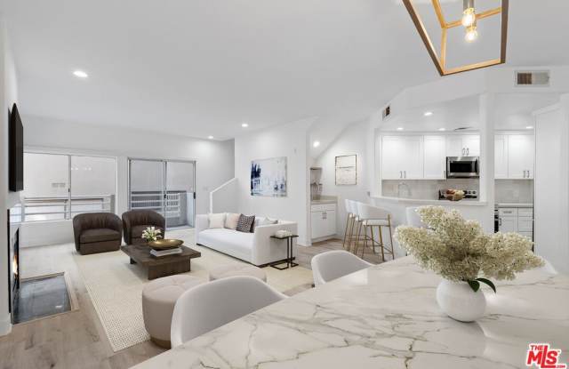 1160 Granville Ave - 1160 Granville Avenue, Los Angeles, CA 90025