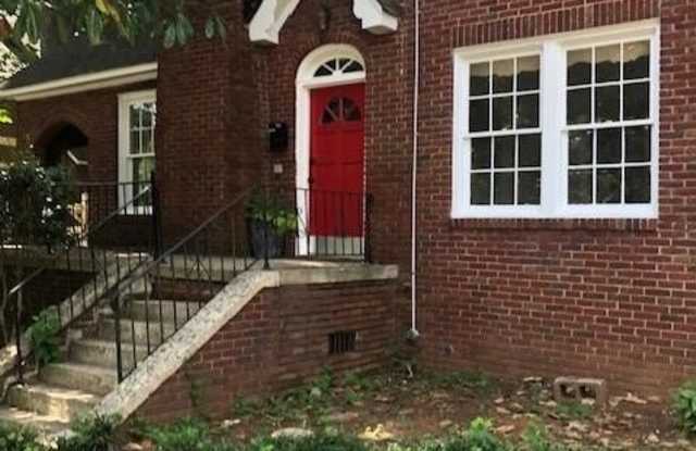 2216 Vail Avenue Gallery 2