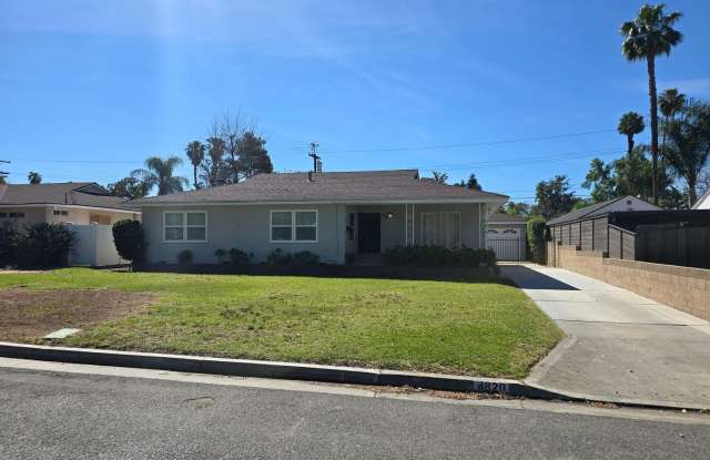 Charming Single Story Home photos photos