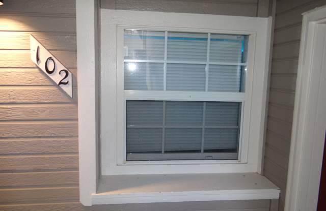 1 bed 1 bath condo with 650 sf. off Jewell and Sheridan photos photos 1 bed 1 bath condo with 650 sf. off Jewell and Sheridan photos photos