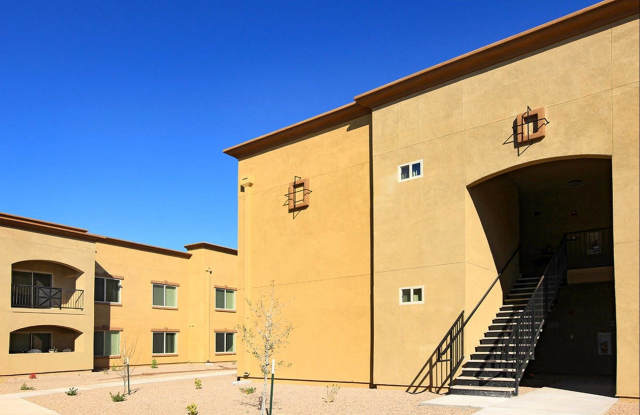 Raintree Apartments Gallery 4