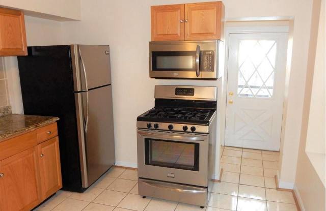 1803 WESTPHAL PLACE Gallery 4