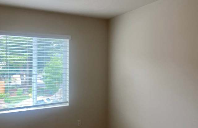 5716 Joynak St S Gallery 3