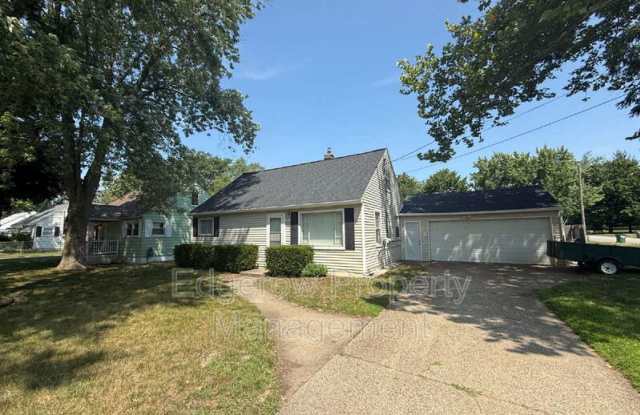 359 Majestic St SE photos photos