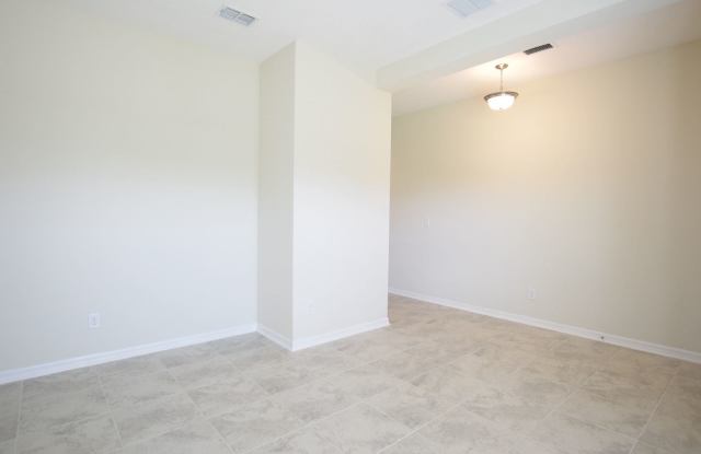 1659 Chatsworth Cir Gallery 4