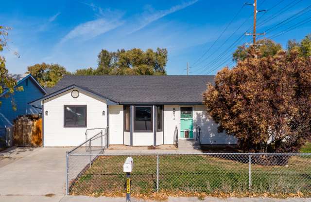 924 East Georgia Avenue photos photos