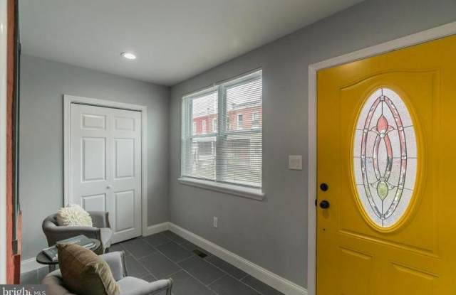 5250 Addison Street - 1 Gallery 3