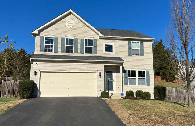 Beautiful 4 Bedroom 2.5 Bath SFH in Sought After Linton Crest Neighborhood For Rent! Gallery 1