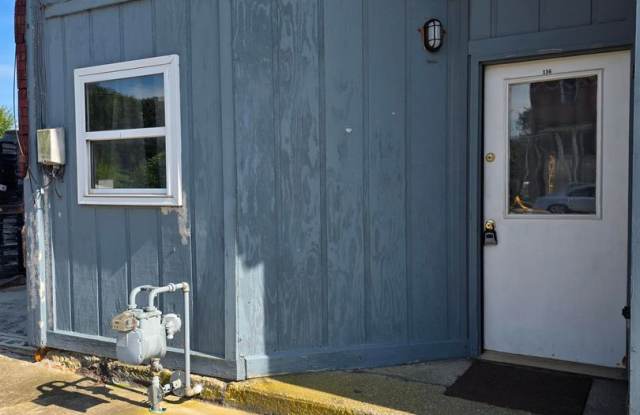 136 Bridge St Perrysville Gallery 1