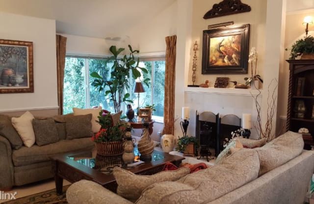 23878 Cypress Ln Gallery 3