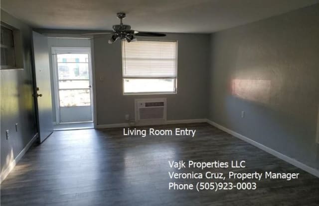 4 W Golden St - 4 West Golden Street, Beverly Hills, FL 34465