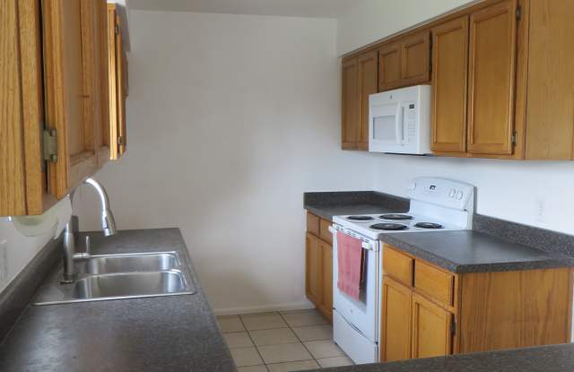 2867 W 29th Ln photos photos