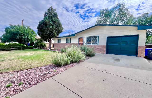 Charming 2 Bedroom, 1 Bath Ranch Home with 2 Car Garage in Southwest Loveland! photos photos