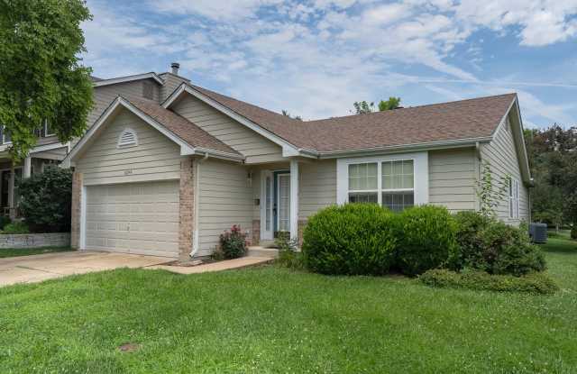 16944 Hickory Crest Dr Gallery 3