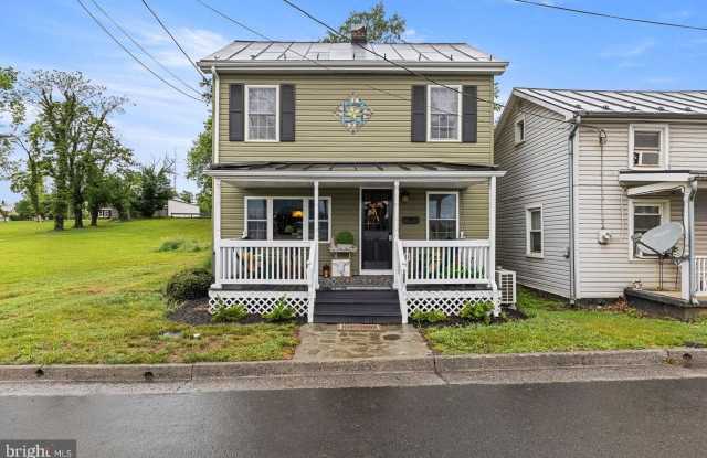 143 N WATER ST photos photos