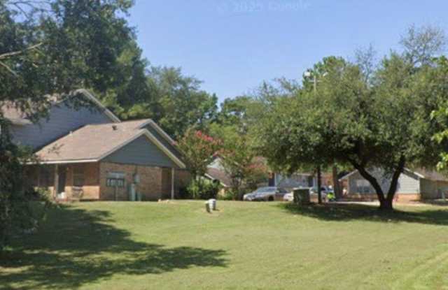 1303 MLK Dr. Gallery 2