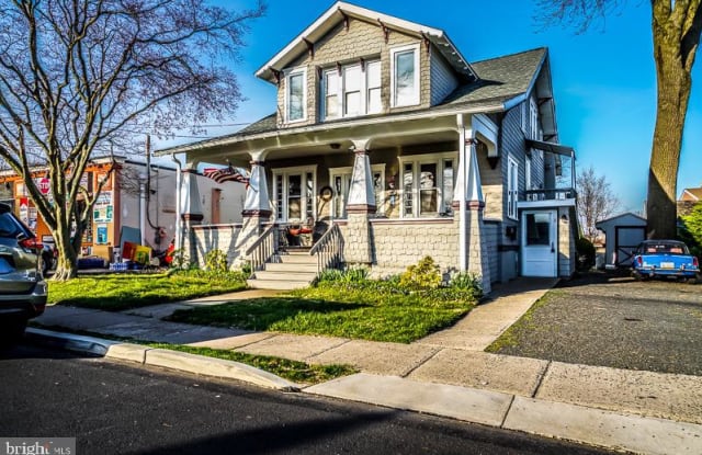 624 CROWN STREET - 624 Crown Street, Morrisville, PA 19067