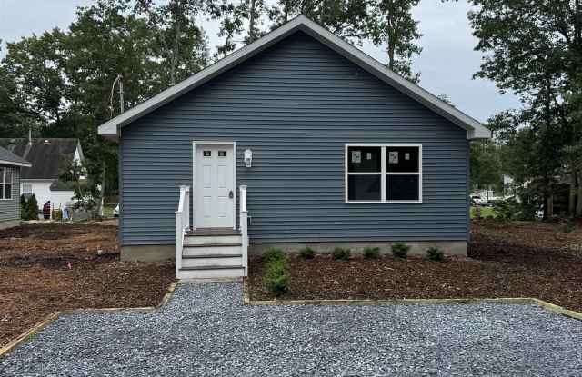 302 Poplar Dr - 302 South Poplar Avenue, Pomona, NJ 08205 302 Poplar Dr - 302 South Poplar Avenue, Pomona, NJ 08205