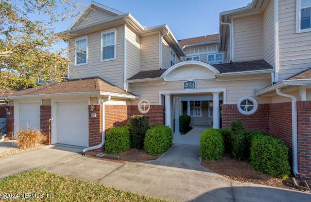 2014 POND RIDGE Court - 2014 Pond Ridge Court, Fleming Island, FL 32003