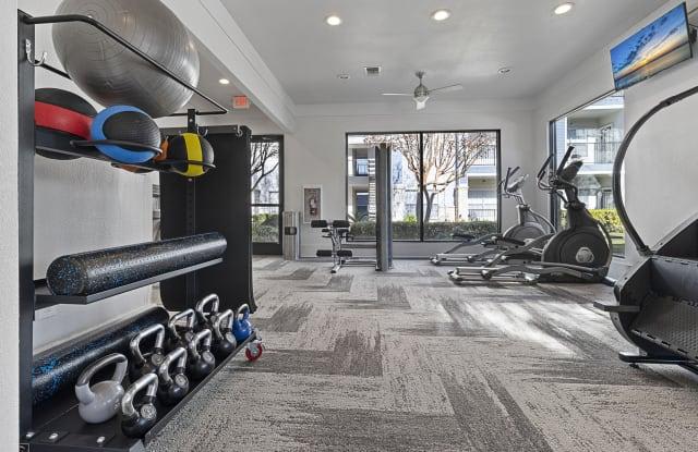 12932 E Loop 1604 N Gallery 4