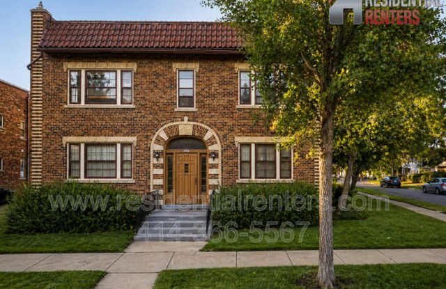 3047 S Howell Avenue photos photos