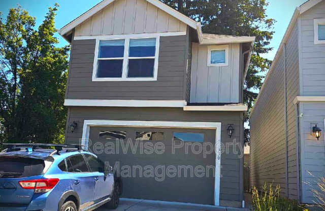 11330 NE 25th St photos photos