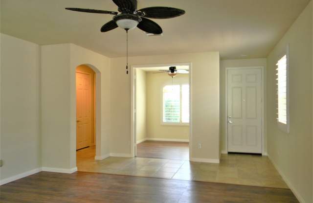 40848 Calle Santa Cruz Gallery 2