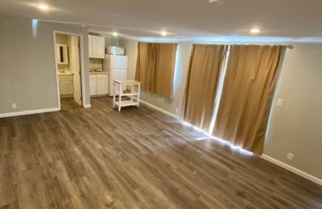 952 Olioli St D - 952 Olioli Street, Haliimaile, HI 96768