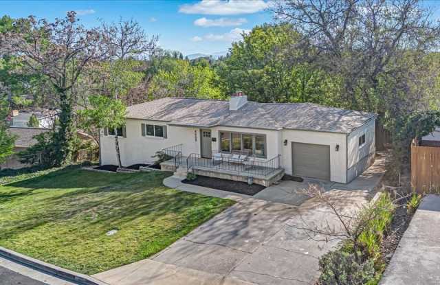 4600 S CREEKVIEW Dr Gallery 1