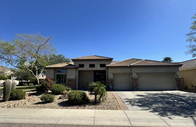 26723 N 52nd Dr - 26723 North 52nd Drive, Phoenix, AZ 85083
