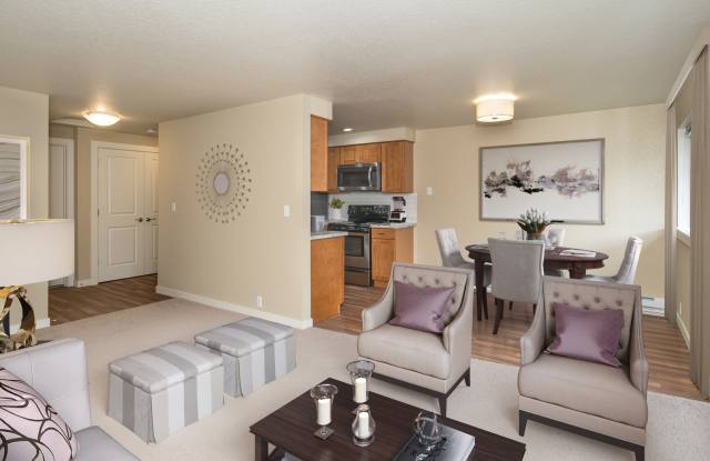 Del Mar Village Apartments photos photos