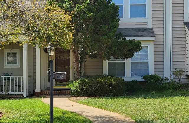 1412 ASHLAND DR photos photos
