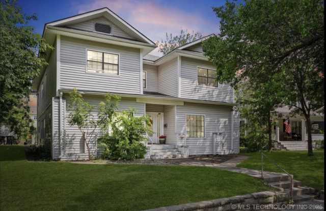 806 S Osage Ave photos photos