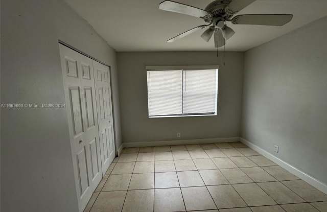 10002 Winding Lake Road Gallery 4