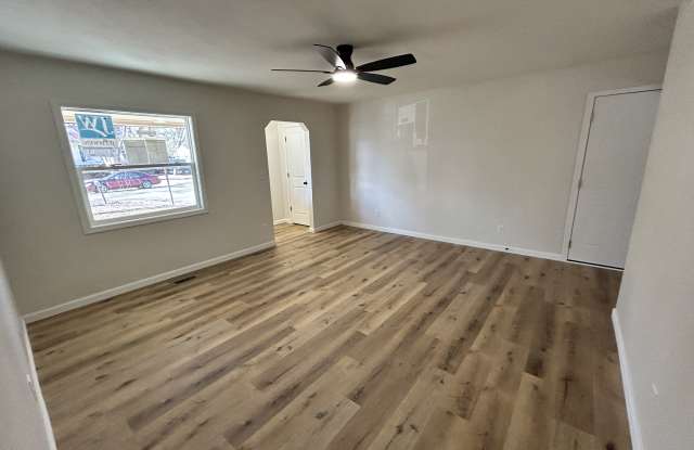 806 Stratford photos photos