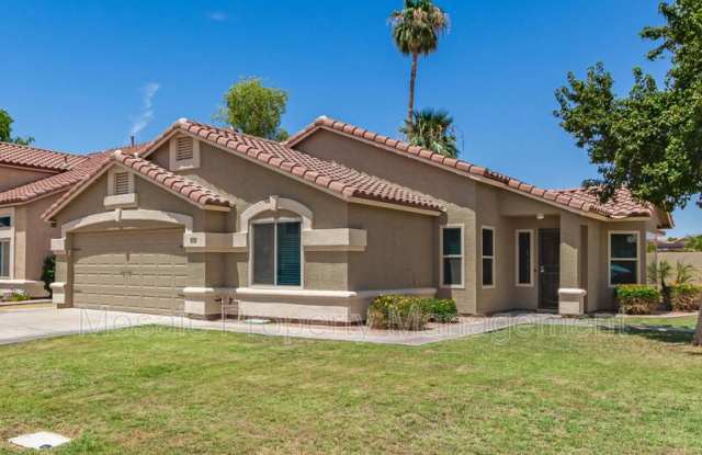 470 W. Scott Ave. photos photos