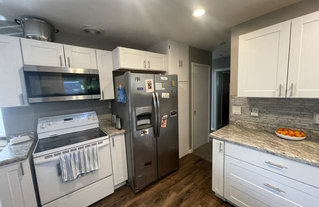 770 Stratford Ave photos photos