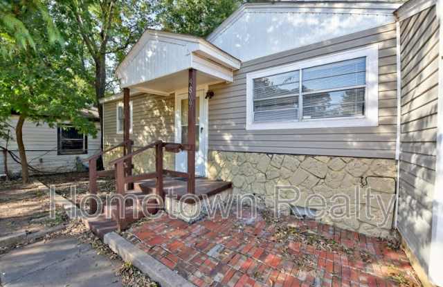 9809 N McKinley Avenue Gallery 4