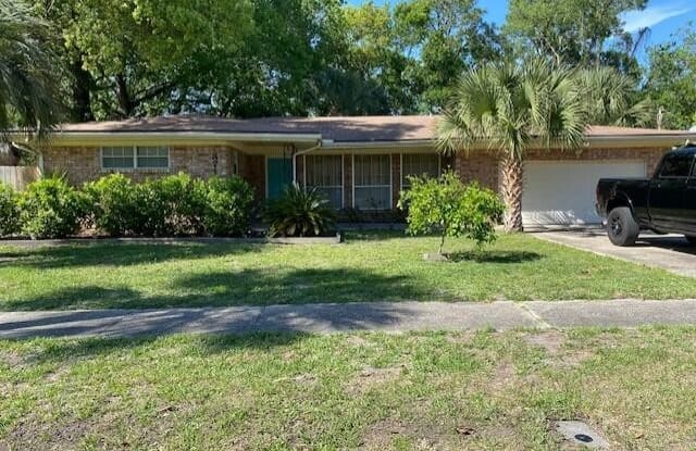 8713 BURKHALL ST - 8713 Burkhall Street, Jacksonville, FL 32211