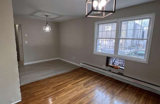 7020 POLK ST photos photos