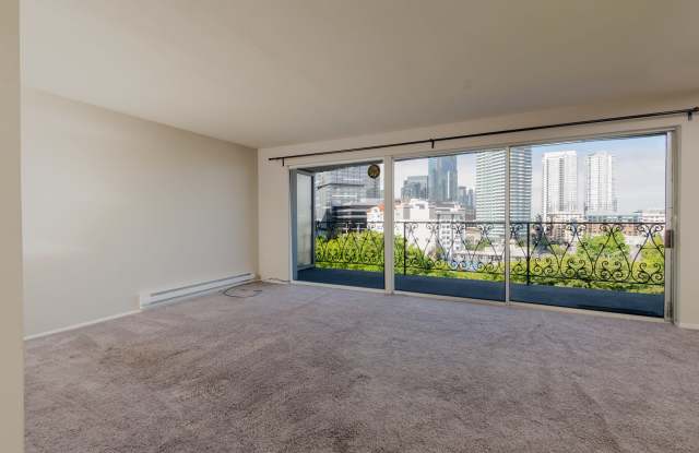 1740 Melrose Avenue - 502 Gallery 2